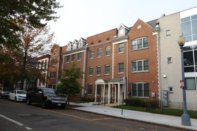1336 5th St NW in Washington, DC - Building Photo - Building Photo