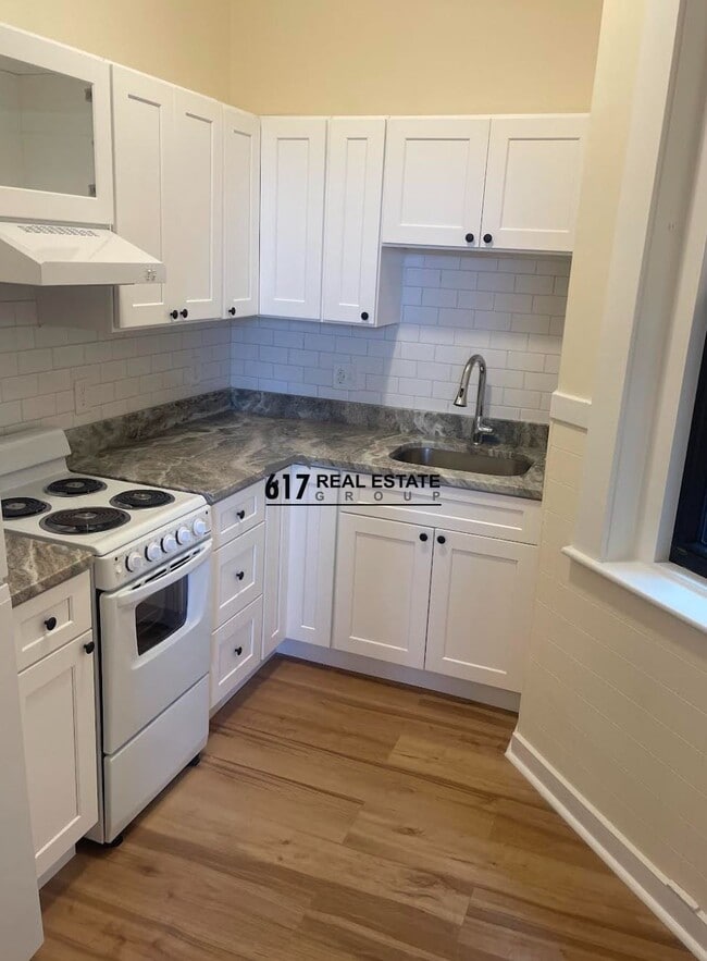 504 Beacon St in Boston, MA - Foto de edificio - Building Photo