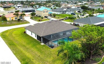 1156 SW 40th Terrace in Cape Coral, FL - Building Photo - Building Photo