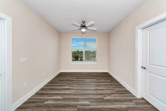 Patriot Park in Plano, TX - Building Photo - Building Photo