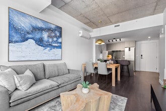 Maestria Appartements in Montréal, QC - Foto de edificio - Building Photo