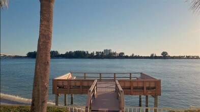 675 S Gulfview Blvd in Clearwater, FL - Building Photo - Building Photo