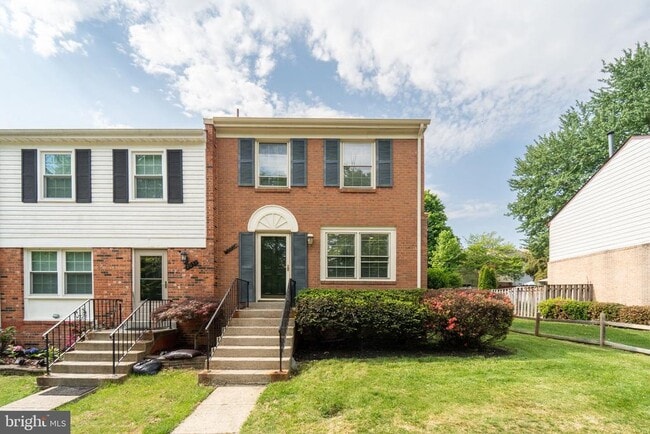 property at 2055 Pilgrim Dr