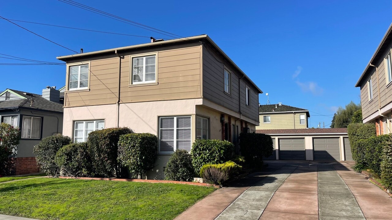1533 Pearl St in Alameda, CA - Building Photo