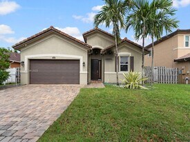 28302 SW 128th Path in Homestead, FL - Building Photo