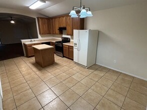 154 Lake Washington Dr in Kyle, TX - Building Photo - Building Photo