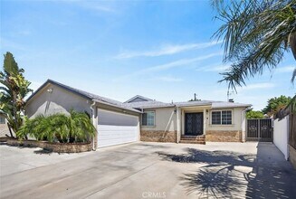 14827 Dearborn St in Los Angeles, CA - Foto de edificio - Building Photo