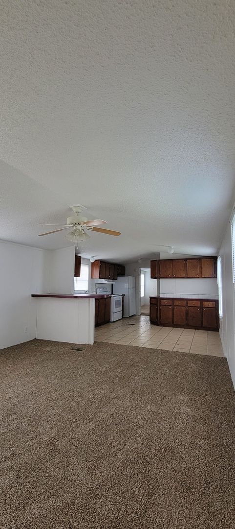 801 Trollingwood Hawfields Rd in Mebane, NC - Building Photo - Building Photo