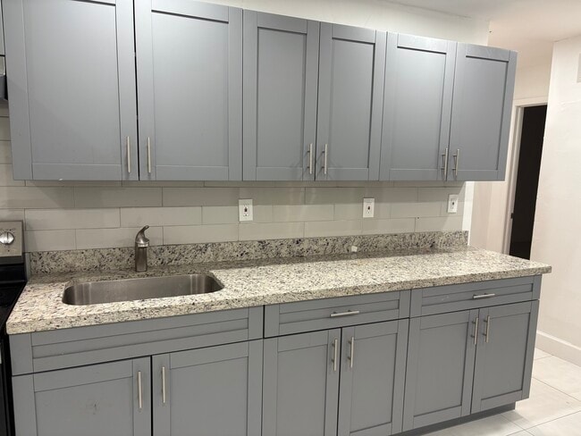 170 NW 58th St in Miami, FL - Building Photo - Building Photo