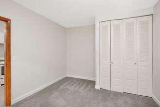 3212 Fremont Ave S in Minneapolis, MN - Foto de edificio - Building Photo