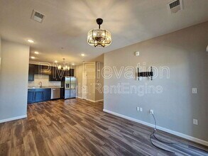 1881 S Dunkirk St in Aurora, CO - Building Photo - Building Photo