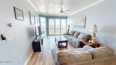 2230 Beach Dr, Unit 1106 in Gulfport, MS - Building Photo - Building Photo