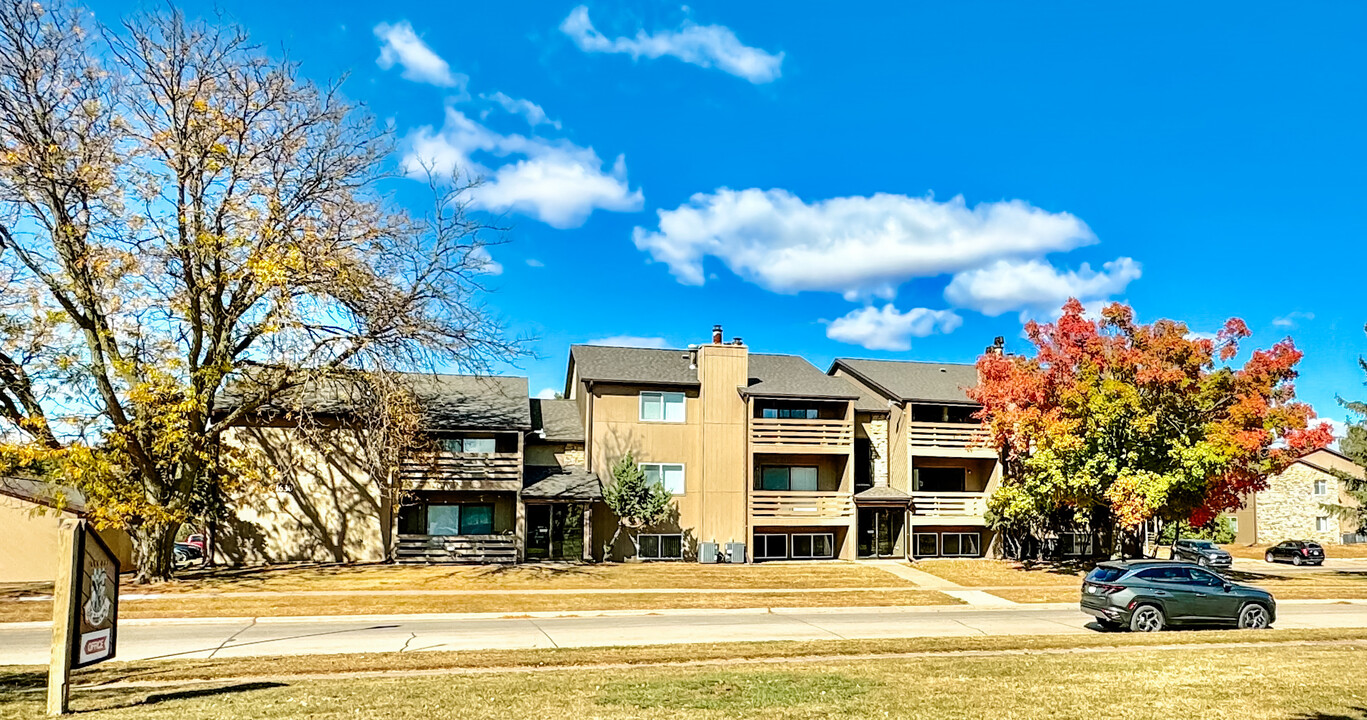 St. Andrews Apartments in Cedar Rapids, IA - Building Photo