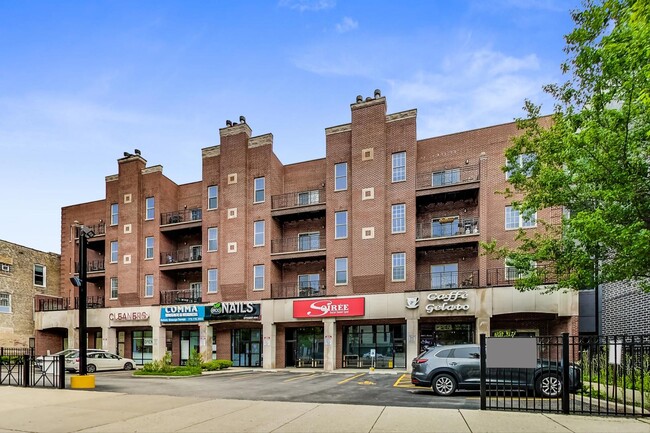 2032 W Division St in Chicago, IL - Building Photo - Building Photo