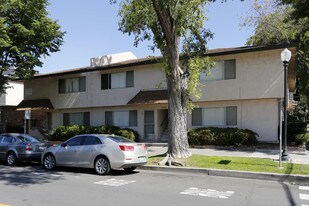 1725 O St in Sacramento, CA - Building Photo