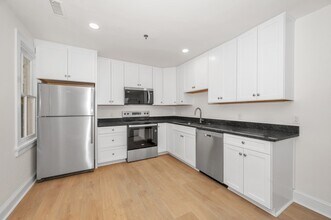 112 N Market St in Frederick, MD - Building Photo - Building Photo