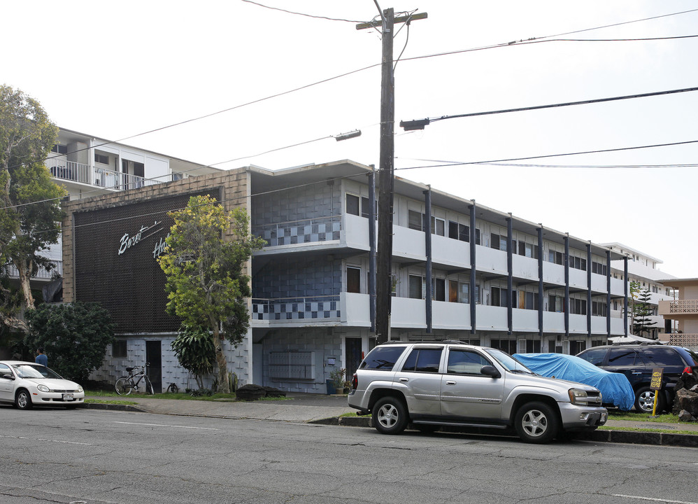 Beretania Hale in Honolulu, HI - Foto de edificio