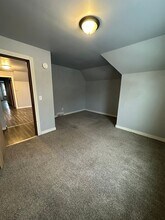 1019 E Grand Ave in Beloit, WI - Building Photo - Building Photo