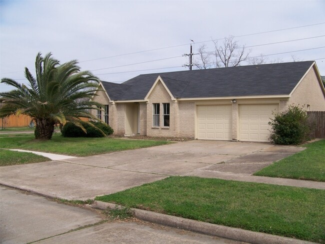 4742 Tain Dr in Houston, TX - Building Photo - Building Photo