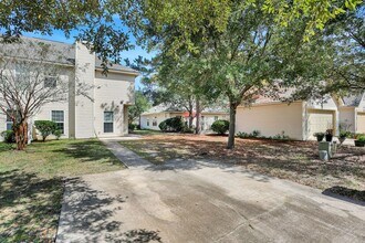211 Foxbury Square in Pooler, GA - Building Photo - Building Photo