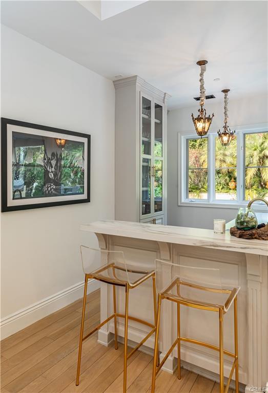 12094 Summit Cir in Beverly Hills, CA - Building Photo - Building Photo
