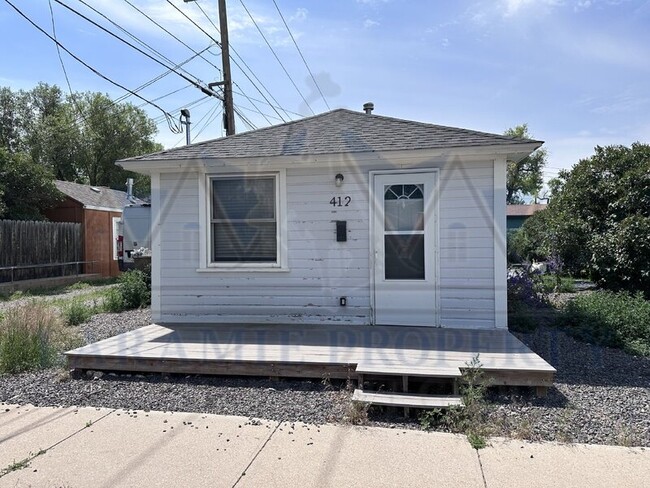 property at 412 E Flint St