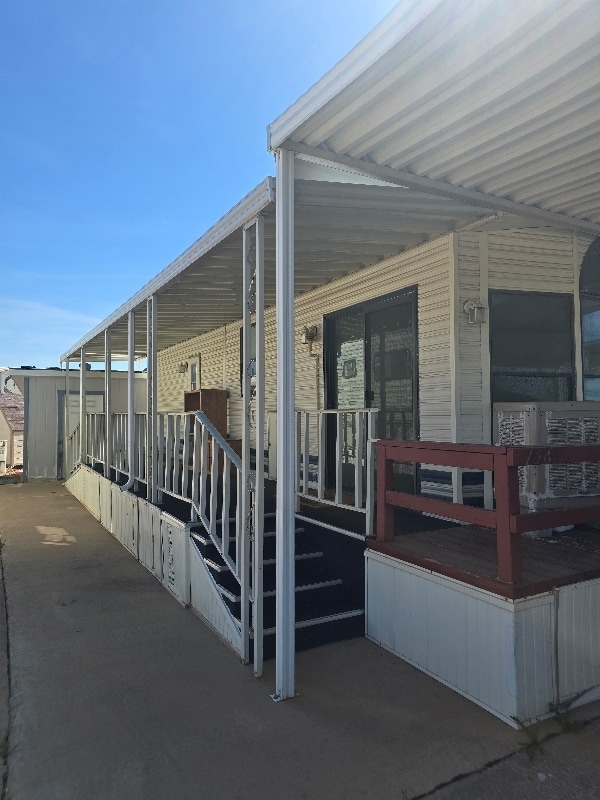 1225 N Dixie Downs Rd in Saint George, UT - Foto de edificio - Building Photo