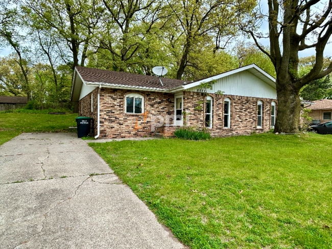 property at 6822-6824 Laurel Ave