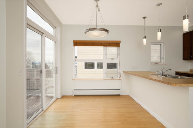 Packard Lofts in Burlington, VT - Foto de edificio - Interior Photo