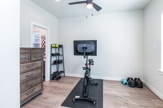 4919 Avenue J in Houston, TX - Building Photo - Building Photo