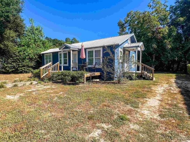 1315 Dexter Ave in Pensacola, FL - Foto de edificio - Building Photo