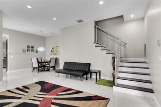 503 SW 16th St in Fort Lauderdale, FL - Building Photo - Building Photo