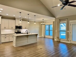 110 Grenada Ct in Wetumpka, AL - Building Photo - Building Photo