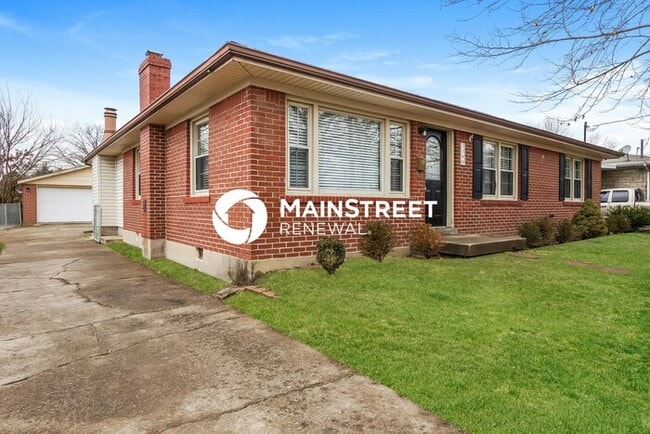 7706 Poinsettia Dr in Louisville, KY - Building Photo - Building Photo