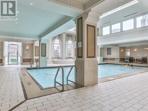 25 Greenview Ave in Toronto, ON - Building Photo - Building Photo