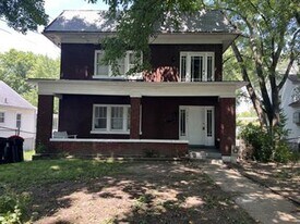 3907 Northwestern Pkwy in Louisville, KY - Building Photo