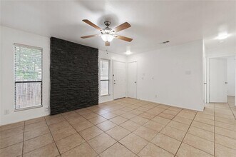 702 Misty Morning Way in Round Rock, TX - Building Photo - Building Photo