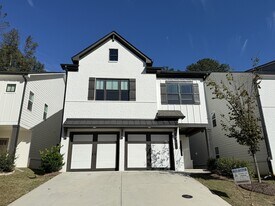 1923 Westfall Lndg in Auburn, GA - Building Photo