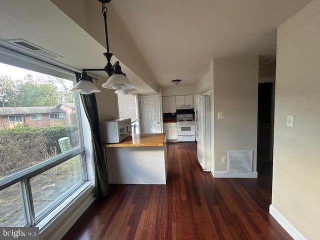 10142 Fair Wds Dr in Fairfax, VA - Building Photo - Building Photo