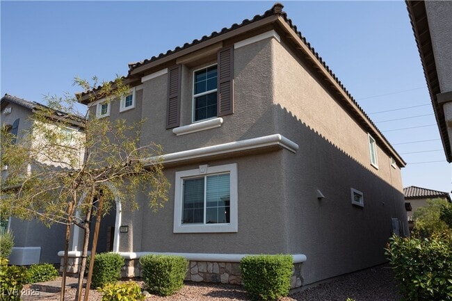10561 Sariah Skye Ave in Las Vegas, NV - Building Photo - Building Photo