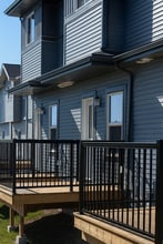 4235 Kinglet Dr NW in Edmonton, AB - Building Photo - Building Photo