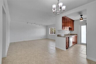 2020 NE 56th St in Fort Lauderdale, FL - Building Photo - Building Photo