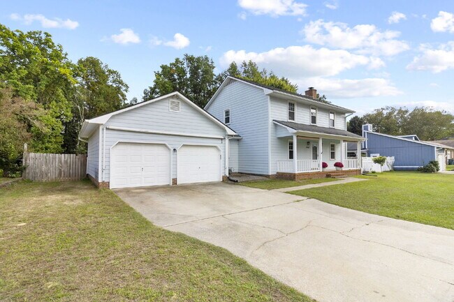 2047 Birchcreft Dr in Fayetteville, NC - Building Photo - Building Photo
