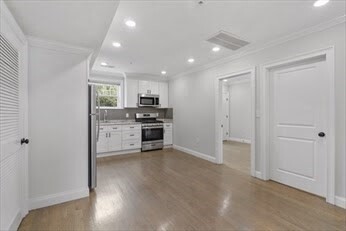 33 Merriam St in Somerville, MA - Building Photo - Building Photo