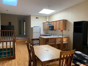 2139 Mount Vernon St in Philadelphia, PA - Building Photo - Building Photo