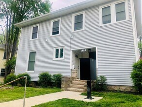 729 E Hunter Ave in Bloomington, IN - Building Photo - Building Photo