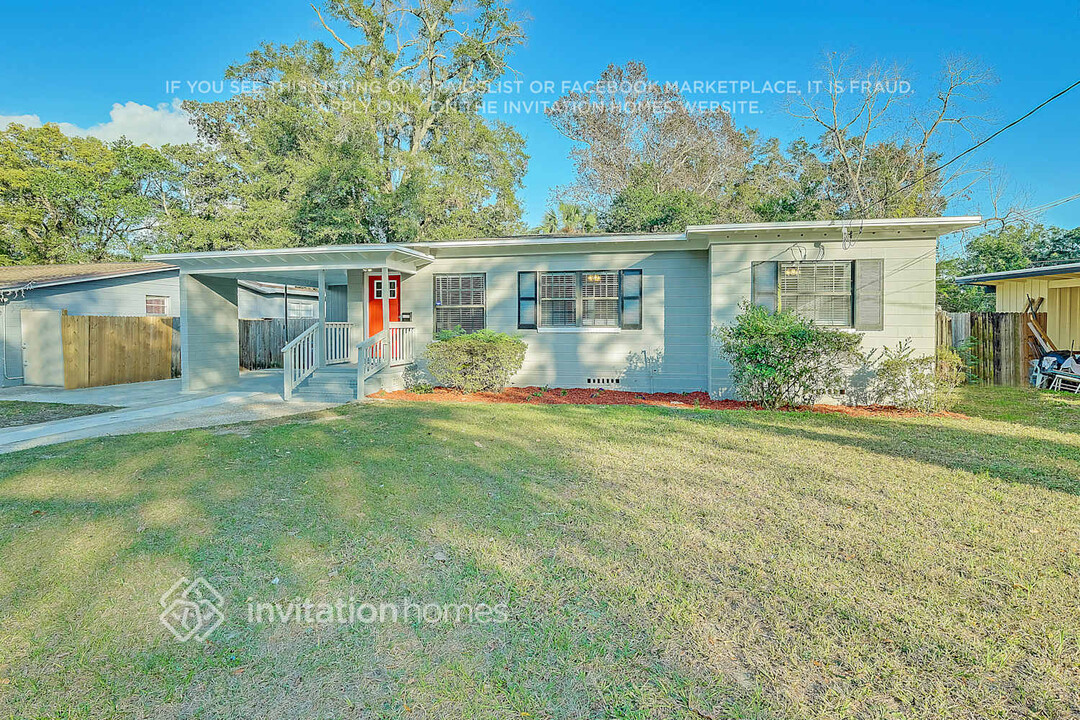 1725 Layton Rd in Jacksonville, FL - Building Photo