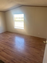 4063 Old McGregor-Crawford Rd in McGregor, TX - Foto de edificio - Building Photo