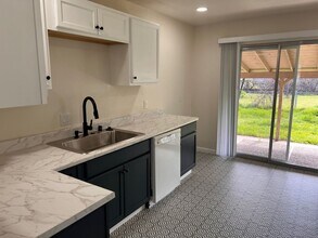 19337 Millicent St in Anderson, CA - Building Photo - Building Photo