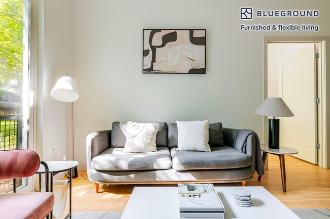 320 D St in Boston, MA - Building Photo - Building Photo
